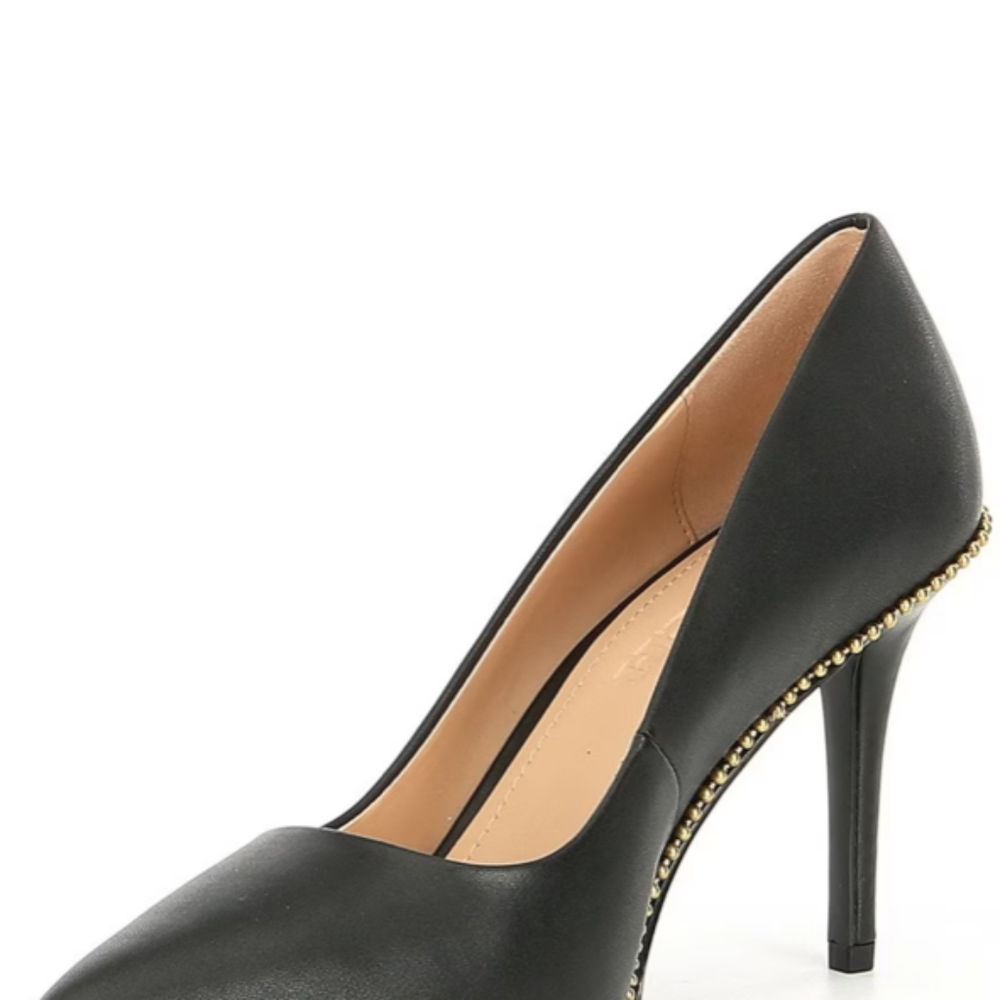 Coach Pumps